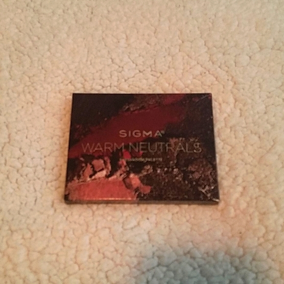 Sigma Beauty Other - Sigma Warm Neutrals Shadow Pallet
